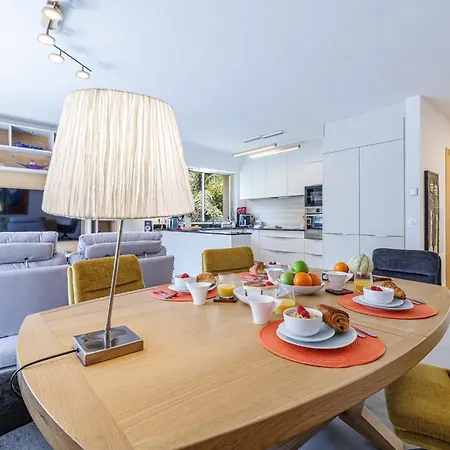 Gairaut - 5 - Terrass Apartment