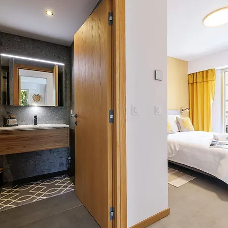 Gairaut - 5 - Terrass Apartment